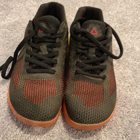 Reebok CrossFit Size 7 1/2 shoes - Picture 6 of 12
